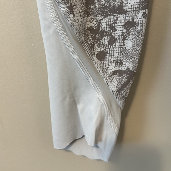 Lululemon Wunder Under Scalloped Hem High-Rise Crop 23" *Luxtreme Roll Down - Picture 8 of 10